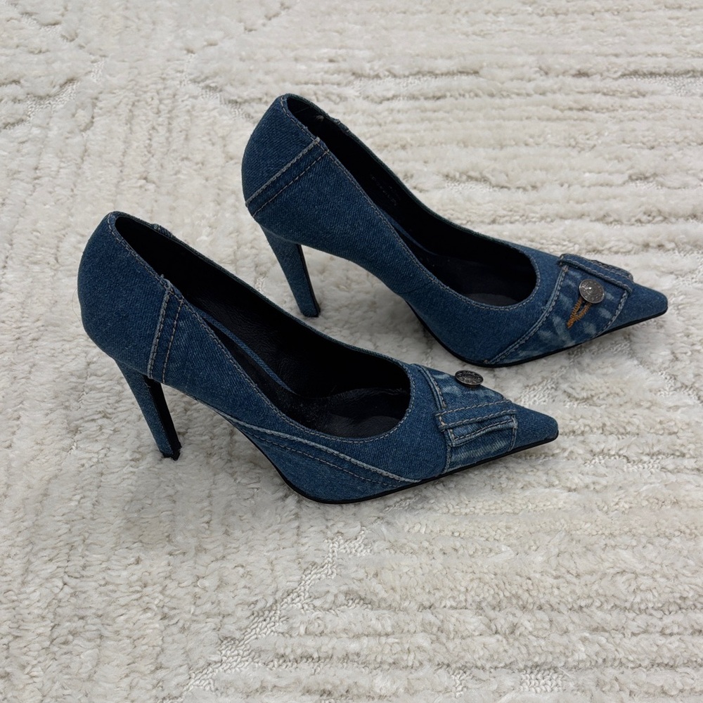 Jeffery Campbell Bermuda Pump - Picture 4 of 6